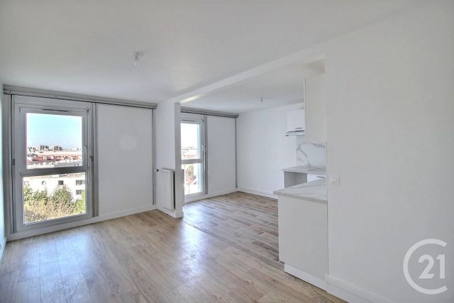 Appartement F3 à vendre - 3 pièces - 48.05 m2 - PANTIN - 93 - ILE-DE-FRANCE - Century 21 Ricard Immobilier