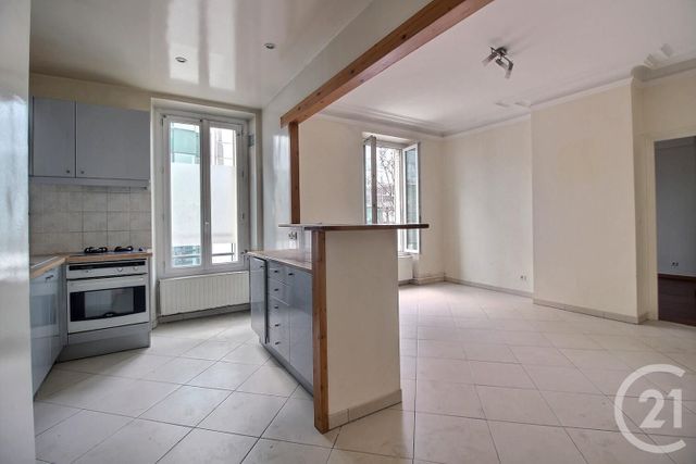 Appartement F2 à vendre - 2 pièces - 43.4 m2 - PANTIN - 93 - ILE-DE-FRANCE - Century 21 Ricard Immobilier